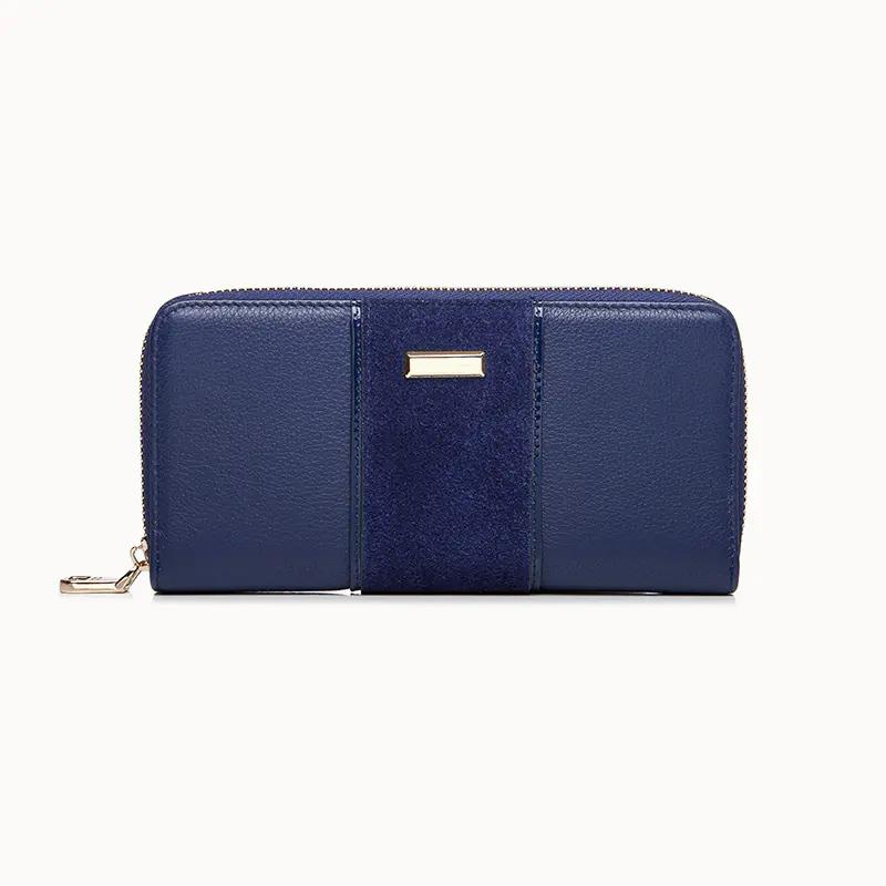 Classic Design Lades Long Zip Wallet In Calf Leather
